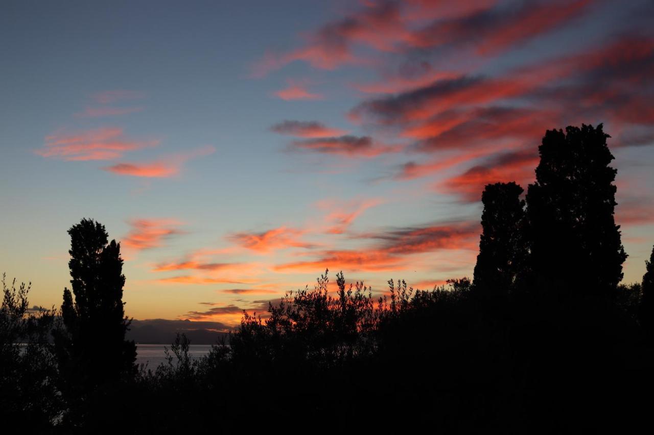 Durrell Corfu Strawberry-Pink Villa ペラマ エクステリア 写真